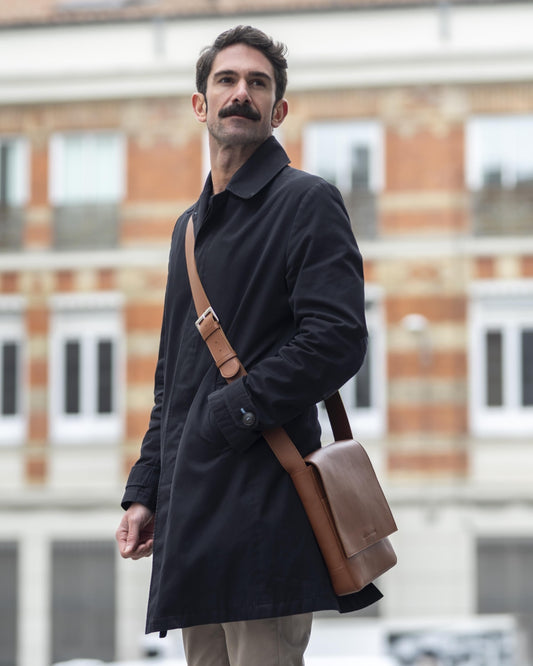 VERTICAL SATCHEL